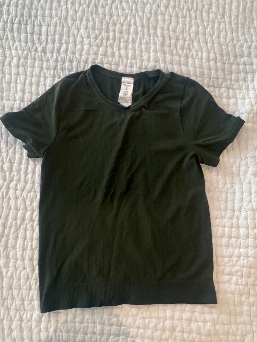 Athleta In Motion seamless tee shirt Aspen olive color
